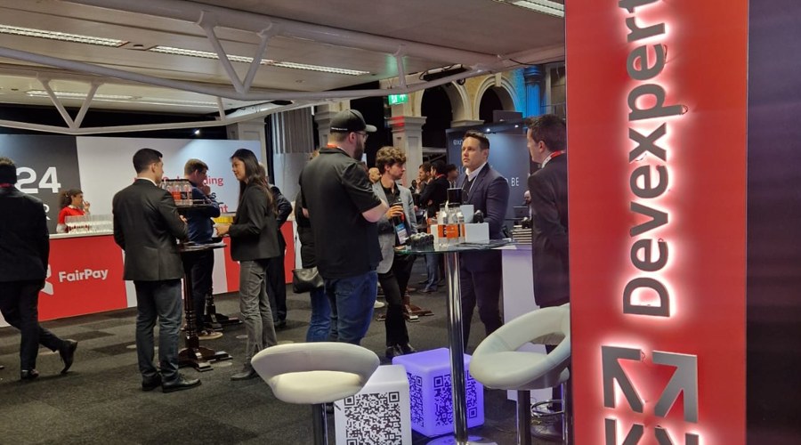 最新市场动态:上期所原油期货与贵金属的表现分析