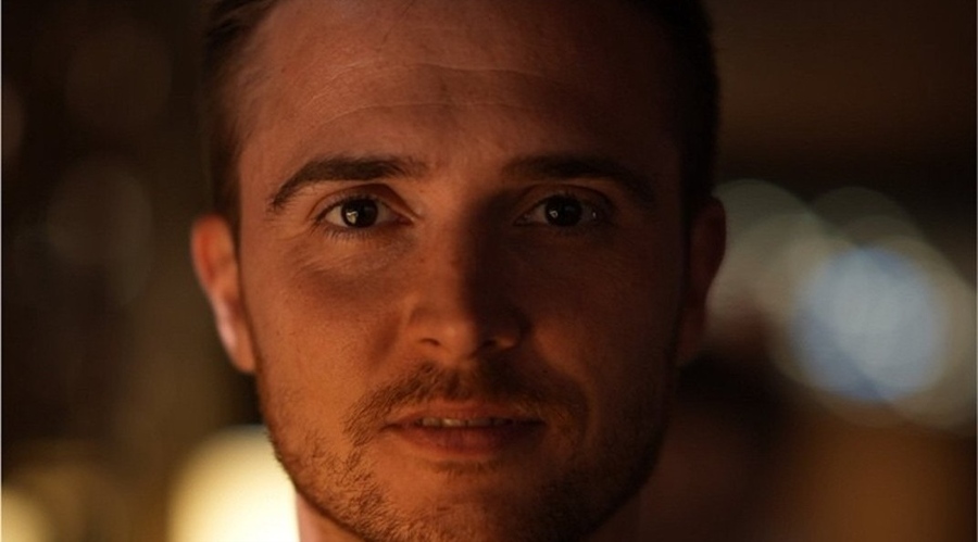 英国工业联合会发布报告显示服务行业面临利润下滑与成本上升的压力