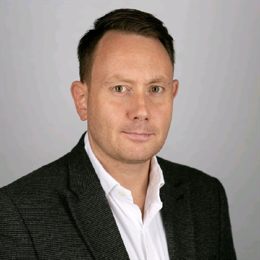 国金证券:人形机器人迈入量产元年 上游核心化工新材料将持续受益