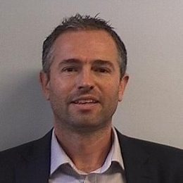 周三(2 月 26 日)纽约尾盘,ICE 原糖期货下跌 3.64%,ICE 白糖期货下跌 1.60%,ICE 阿拉比卡咖啡期货下跌 0.33%,咖啡“C”期货下跌 0.52%,罗布斯塔咖啡期货小幅上涨 0.04%;纽约可可期货上涨 4.42%至 9194 美元/吨,伦敦可可期货上涨 4.41%,ICE 棉花期货下跌 0.71%。